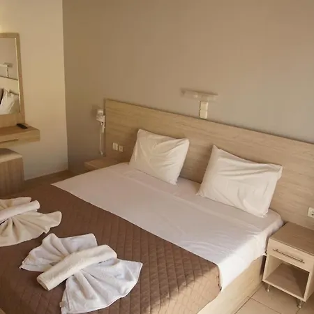 Hotel αnna Loutro